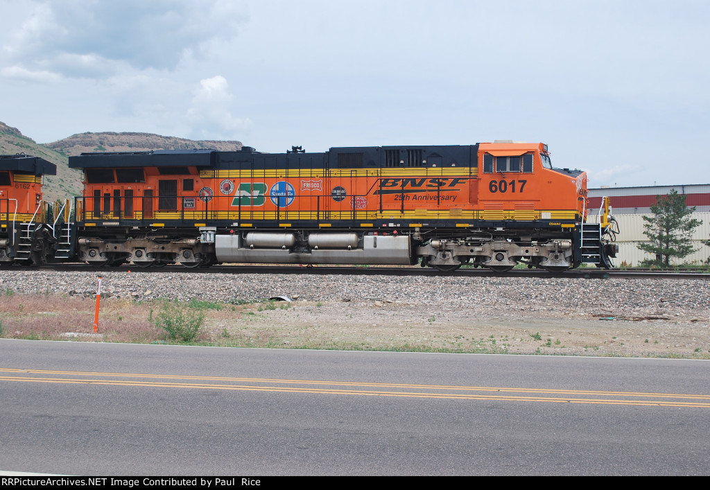 BNSF 6017